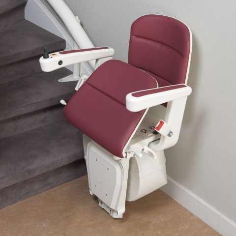 Cadeira elevatória para escadas retas Vivaz da KONE Motus